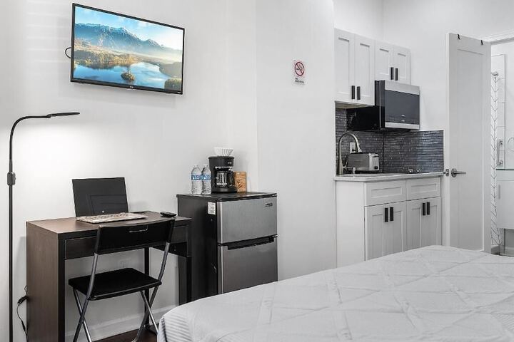 Room 6 of 58