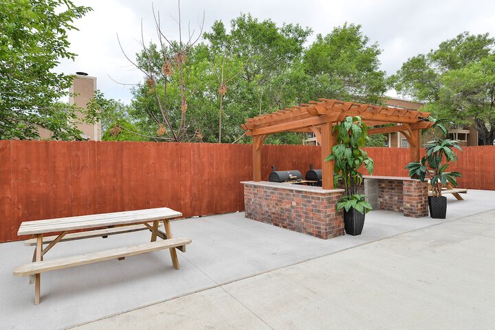 BBQ/picnic area