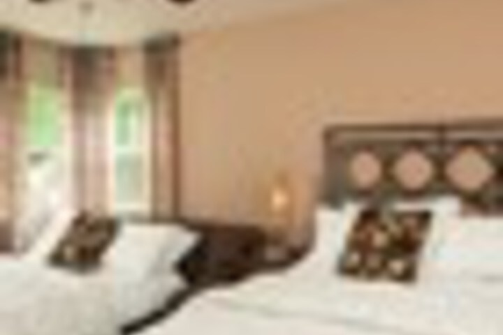 Room 80 of 282