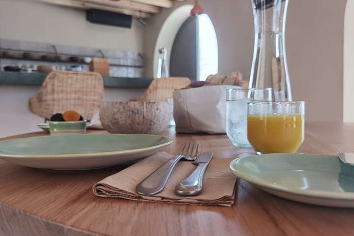 Dining 74 of 101