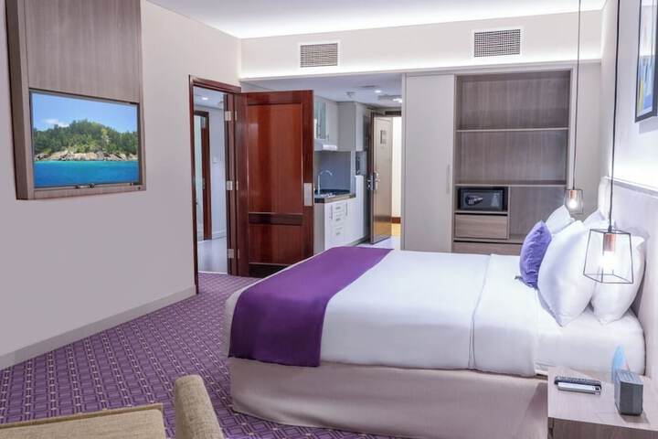 Room 21 of 43