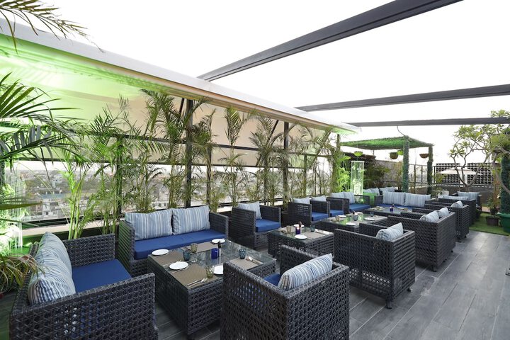 Terrace/Patio 50 of 52