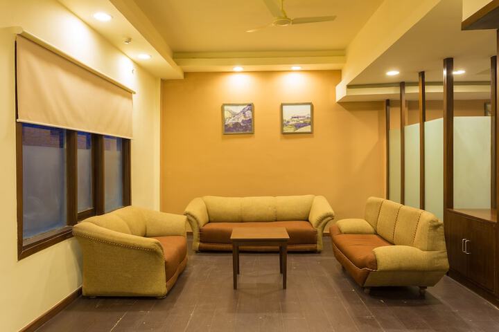 Lobby Entry