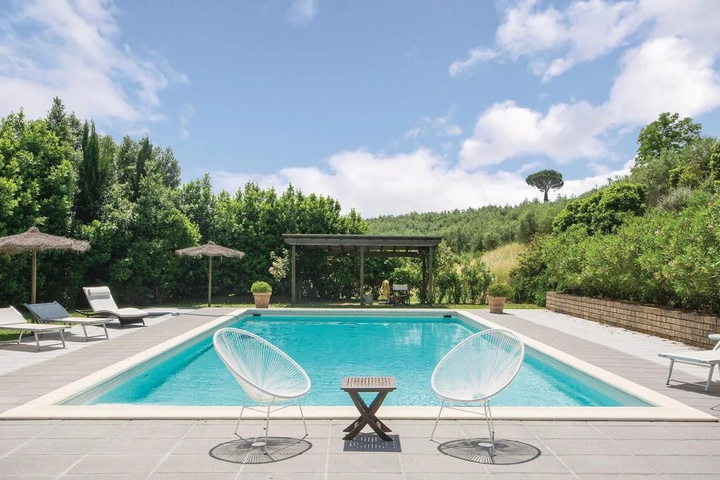 Pool 5 of 11
