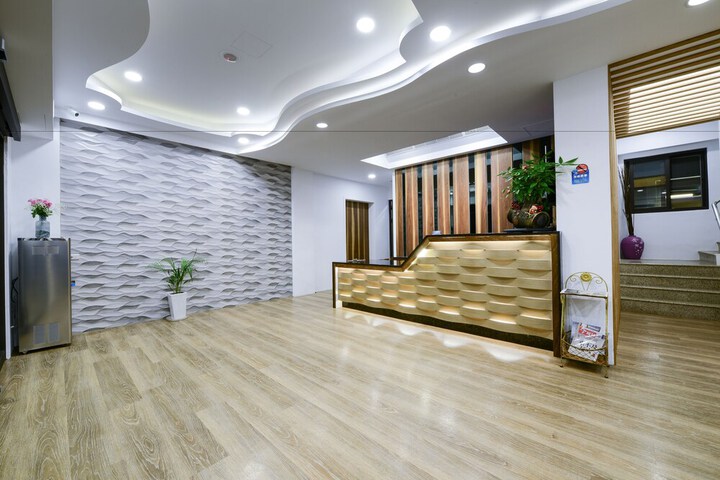 Hotel Interior 2 of 75