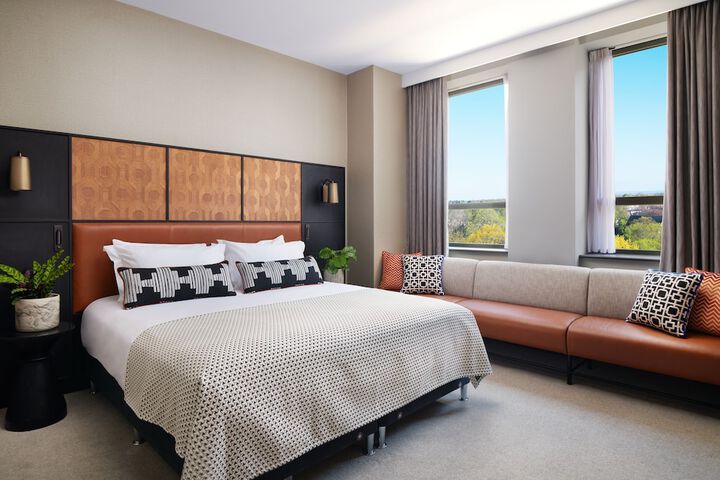 Room 10 of 45