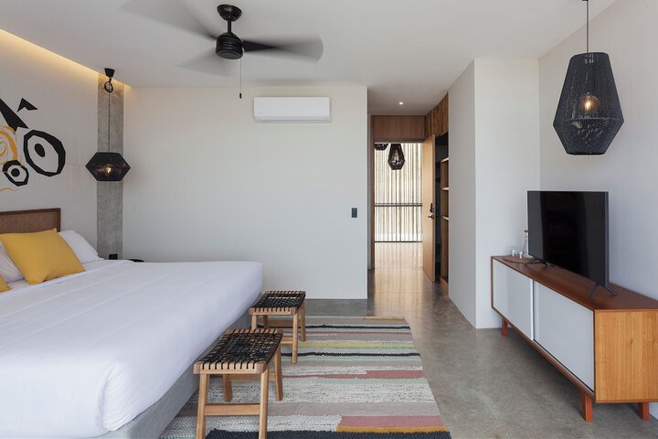 Room 72 of 125