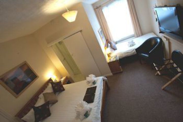 Room 14 of 23