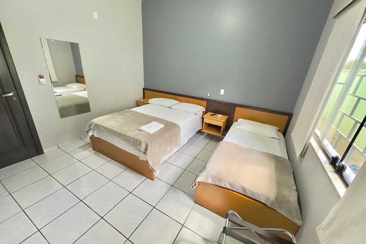 Room 9 of 35