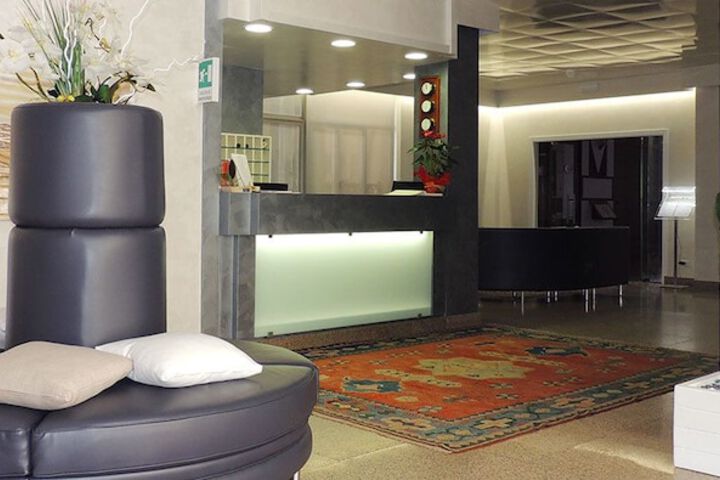 Guest Lobby