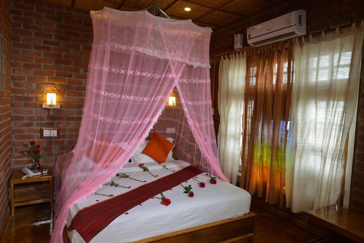 Room 13 of 46