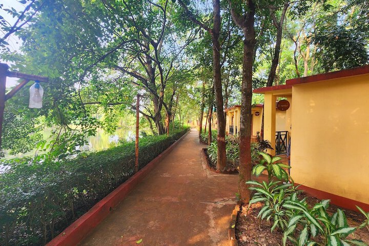 Hotel Exterior 46 of 71