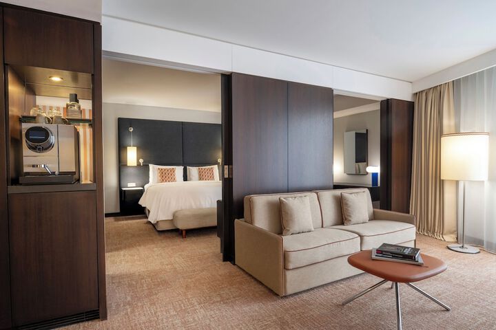 Room 54 of 155