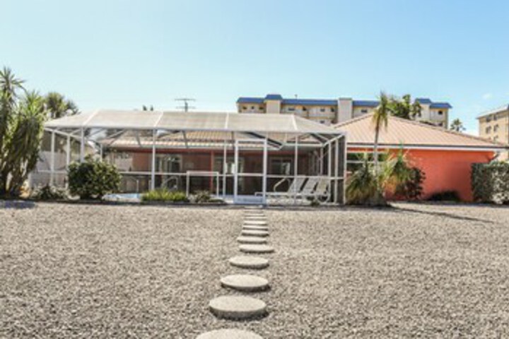 Hotel 10 of 37