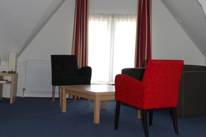 Room 16 of 29
