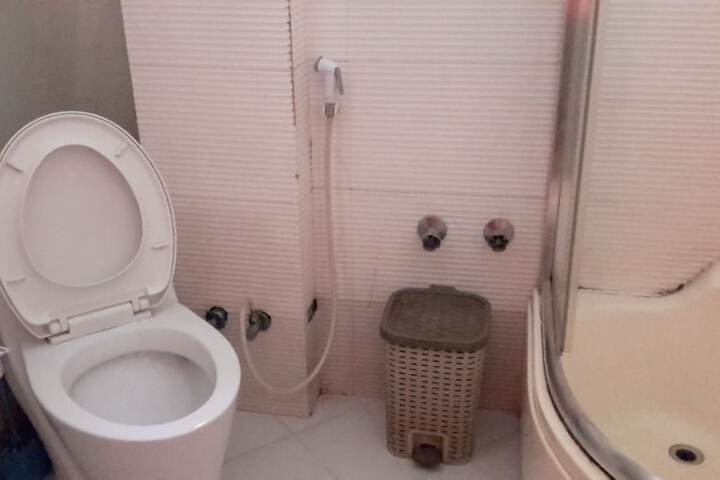 Room 34 of 36