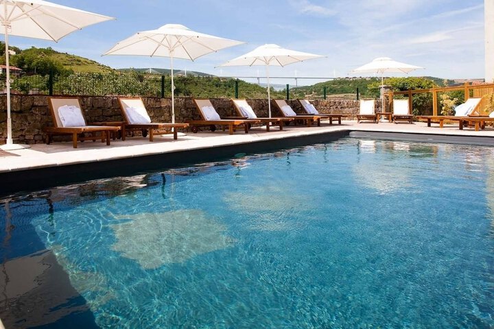 Pools & Facilities