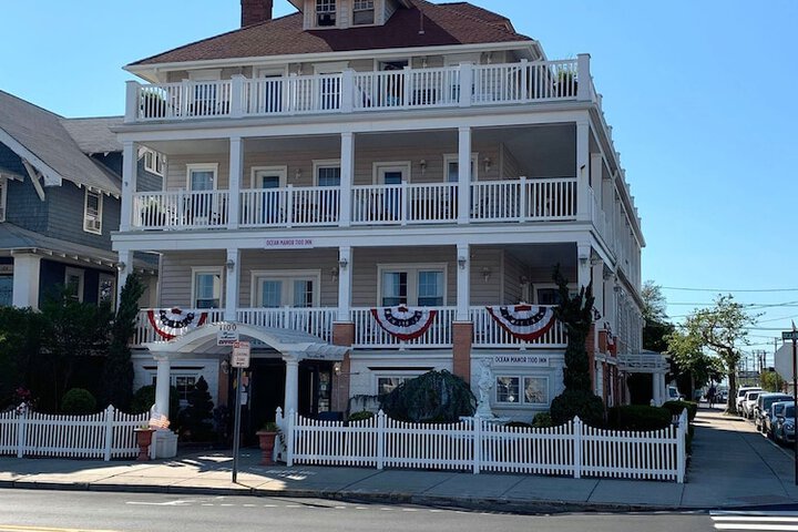 Photo of Ocean Manor Inn