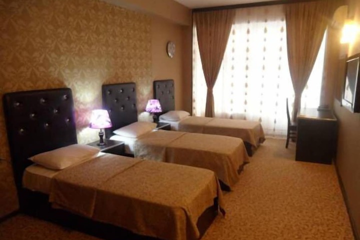 Room 16 of 26