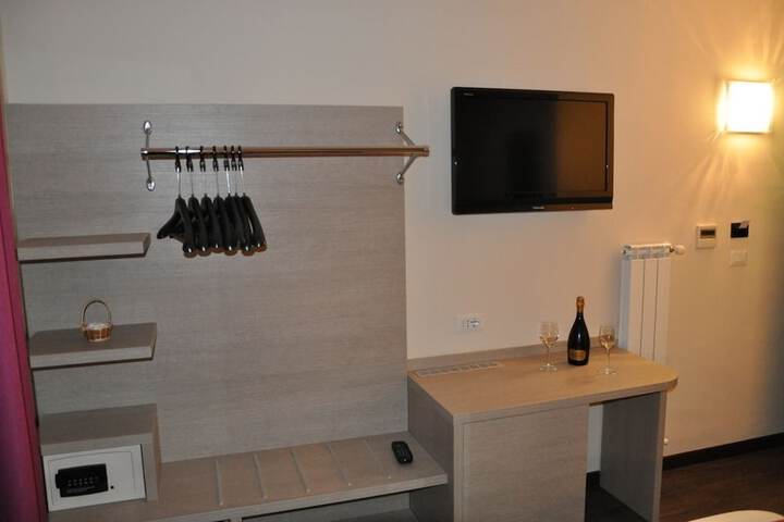Room 30 of 55