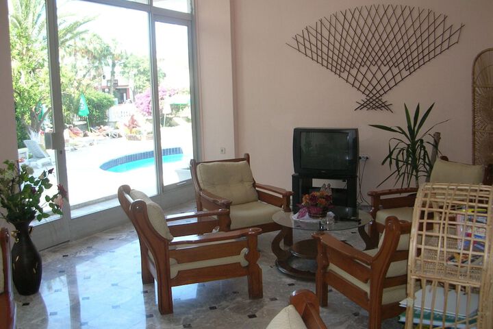 Hotel Interior 3 of 31