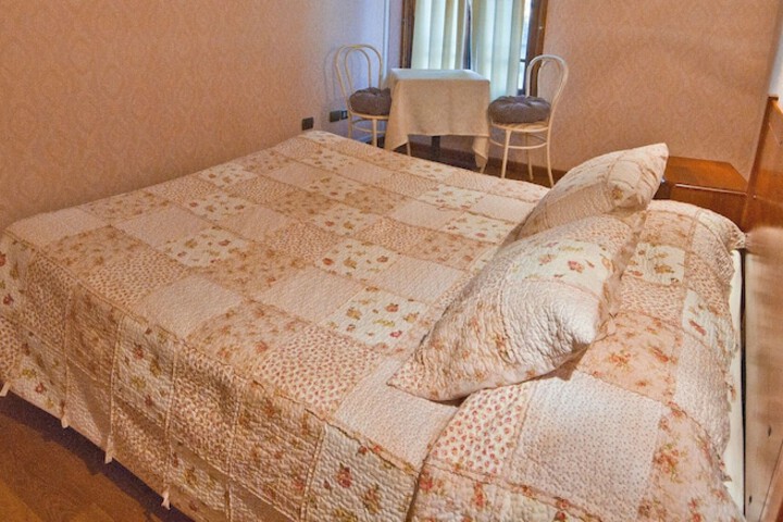 Room 34 of 95
