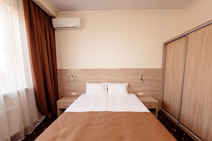 Room 5 of 57