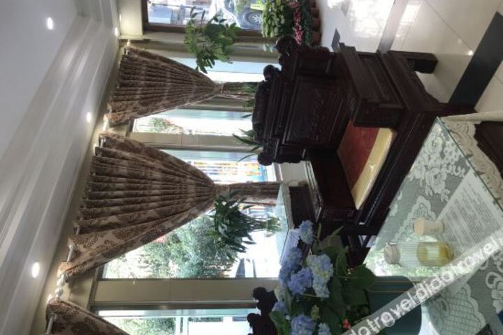 Hotel Interior 11 of 30