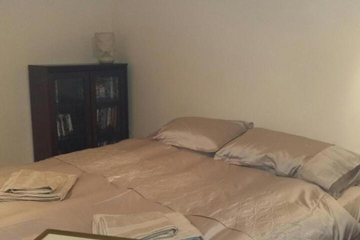 Room 6 of 20