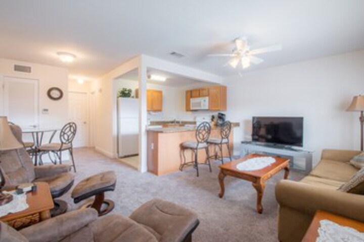 Ocean Club 102 Apartment in Biloxi, MS