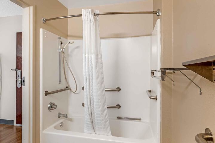 Clean Restrooms