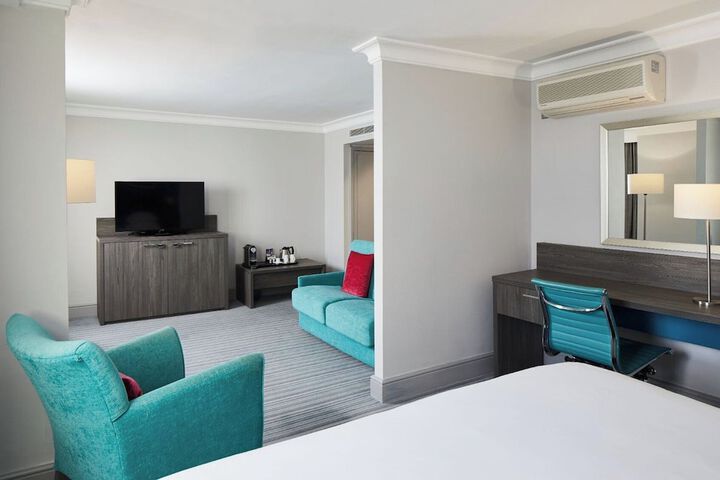 Room 16 of 52