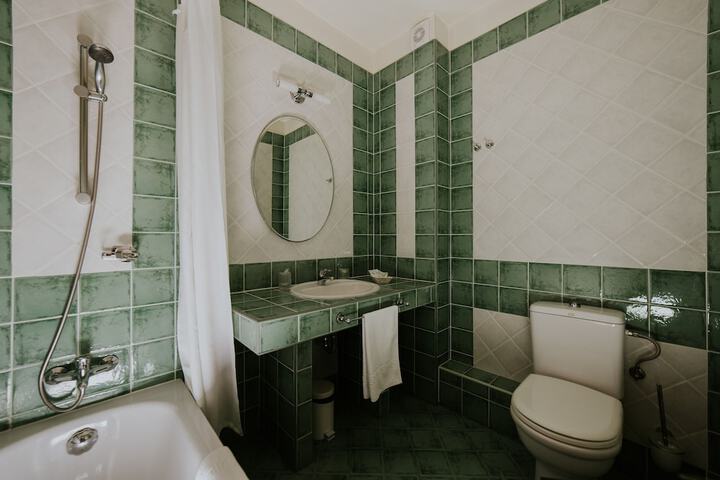 Room 20 of 32