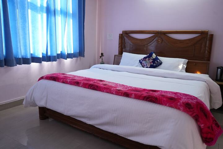 Room 9 of 60