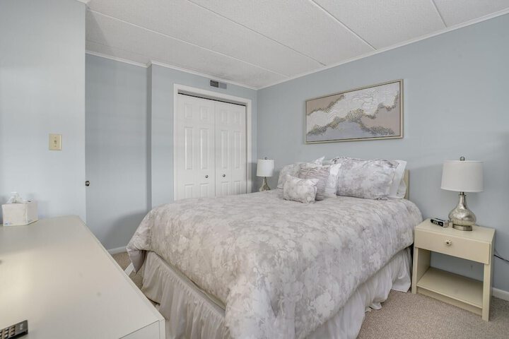 Room 3 of 36