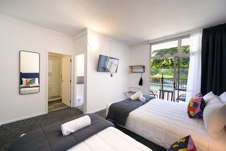 Room 29 of 165