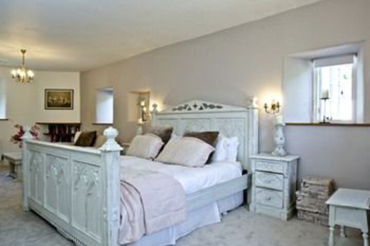 Room 19 of 41