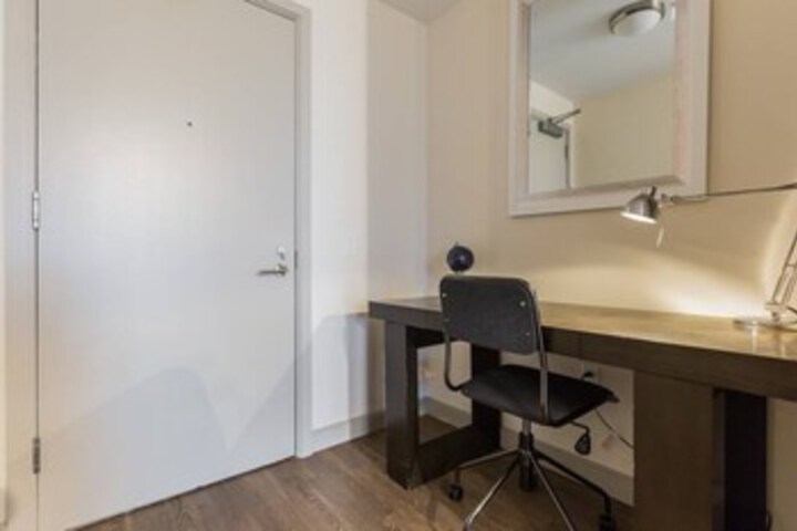 Room 21 of 24