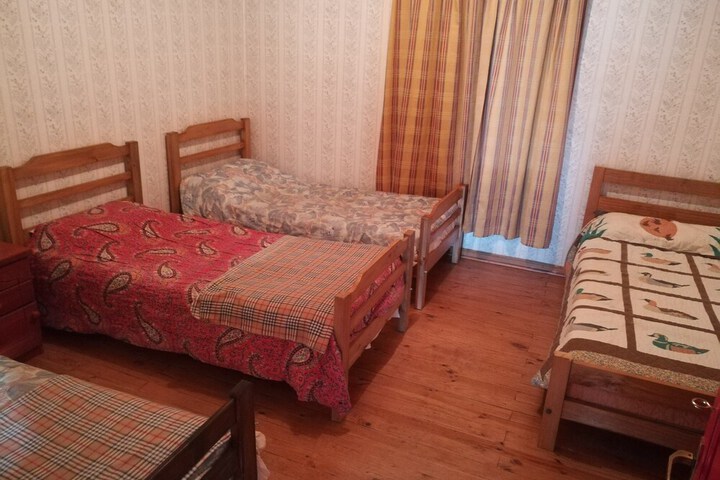 Room 5 of 28