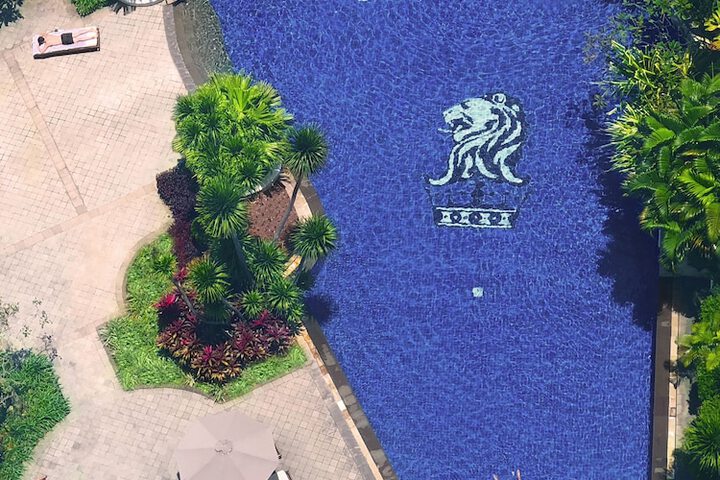 Hotel with Pool