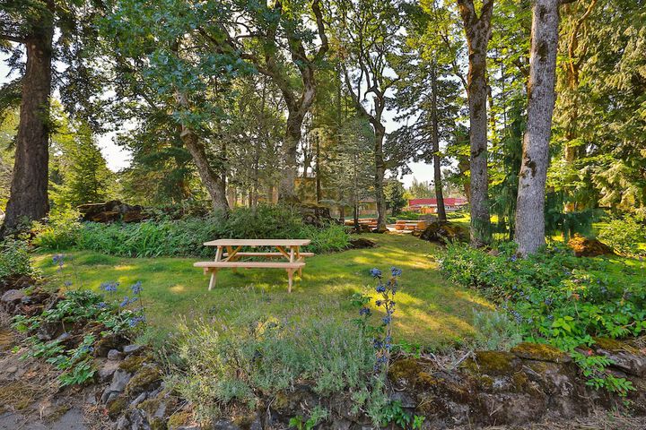 Hotel Exterior 55 of 56