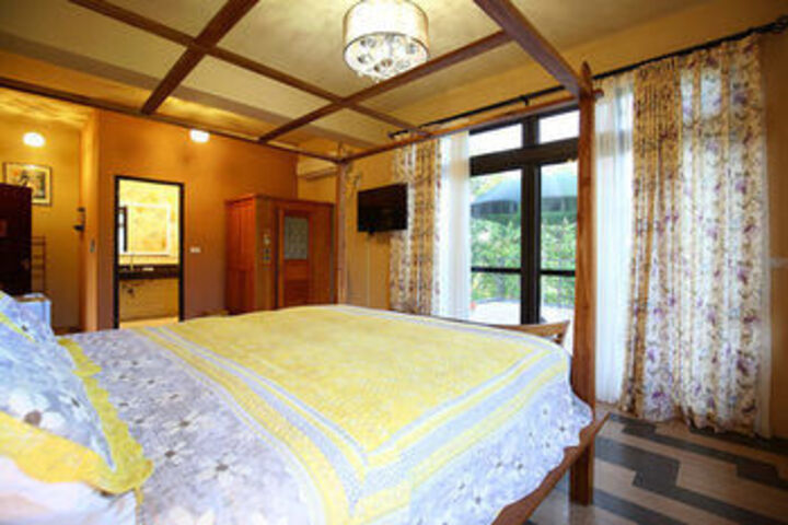 Room 27 of 53