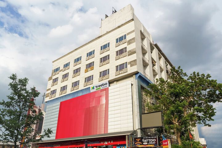 Hotel 42 of 43