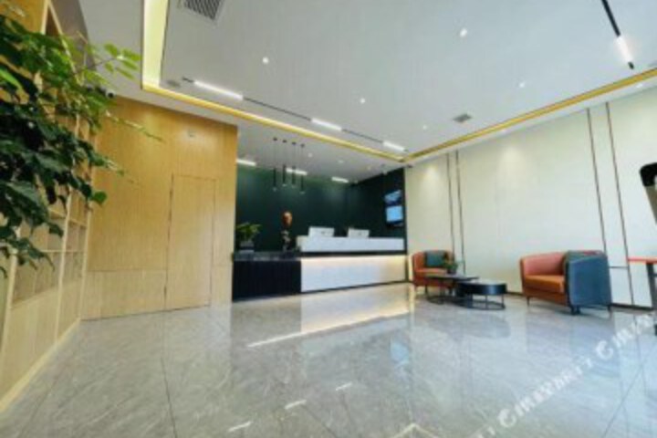 Heyi Chain Road Xian Hongguang Road