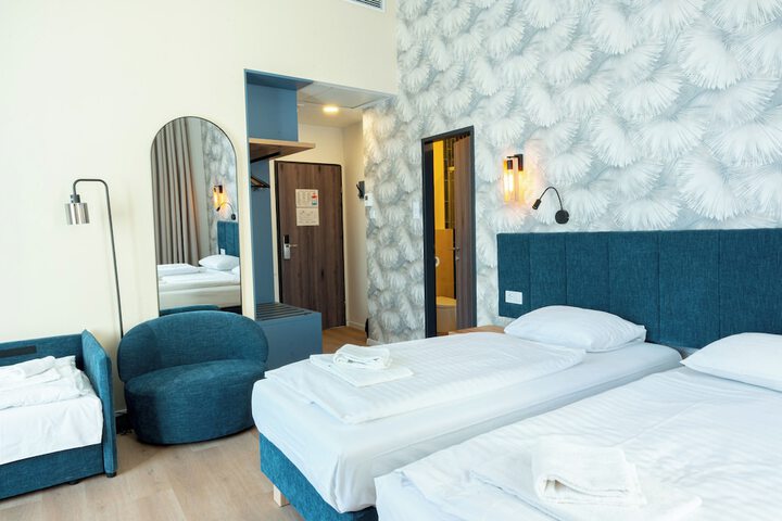 Room 46 of 83