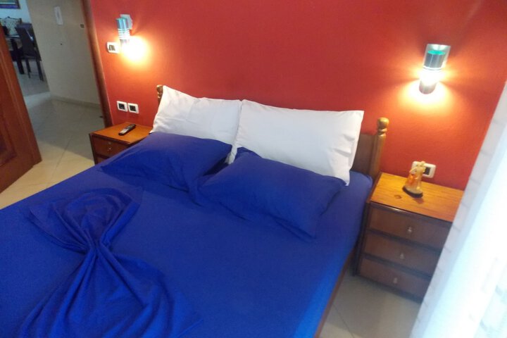 Room 15 of 64