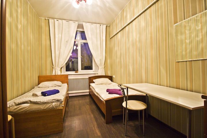Room 17 of 19