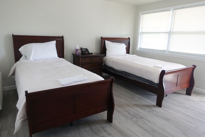 Room 2 of 11