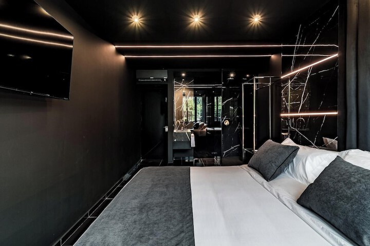 Room 18 of 58