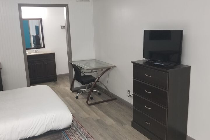 Room 18 of 96